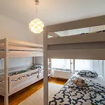 Flexible Selfcheckins 79 - Zagreb - Garage - New
